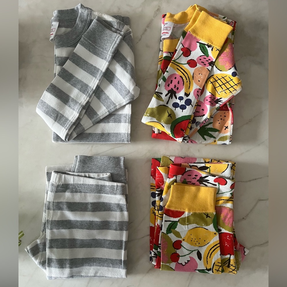 Hanna Andersson 2 sets of organic fall/winter pajamas
